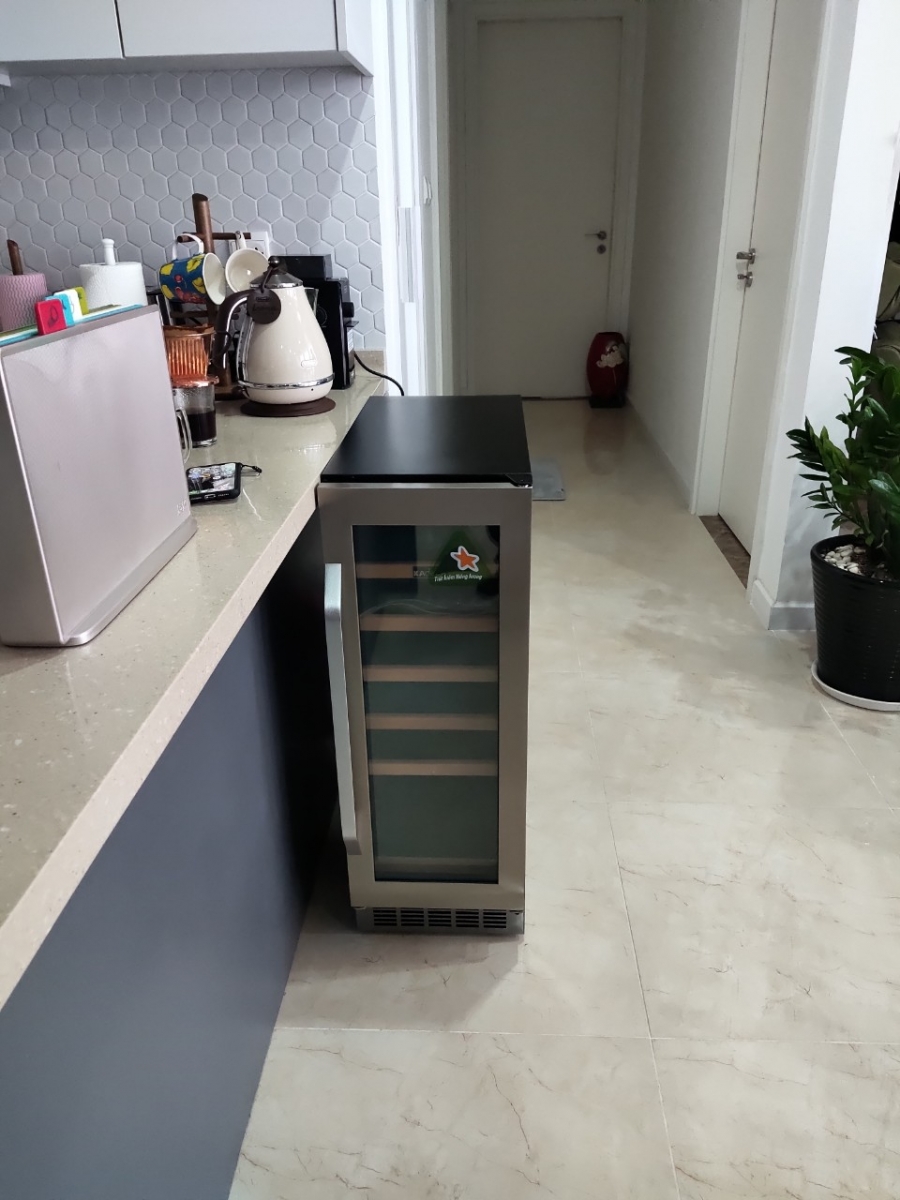 Tủ ướp rượu Kadeka KN-24WR