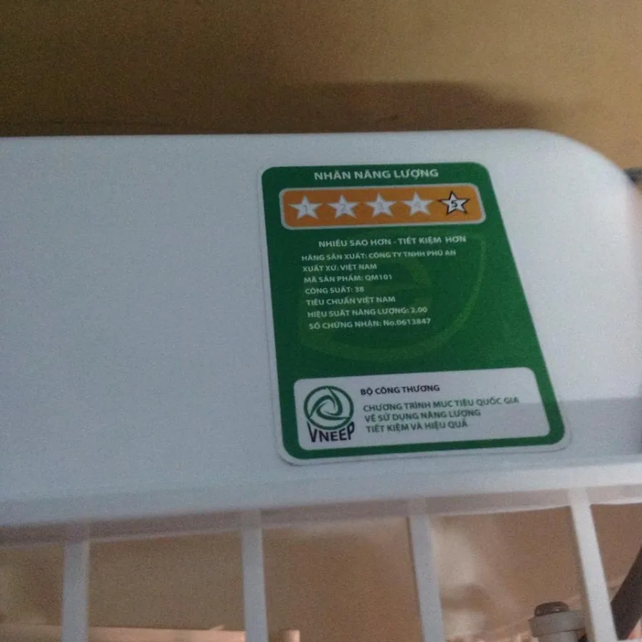 Quạt đảo dạng hộp ốp trần Fuliwon FU001 (có điều khiển)