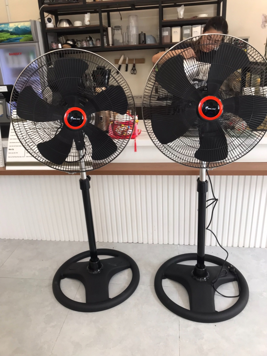 Quạt đứng Ching Hai HS917