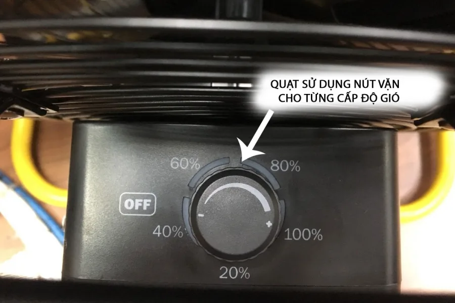 Quạt sạc AC ARF02D123