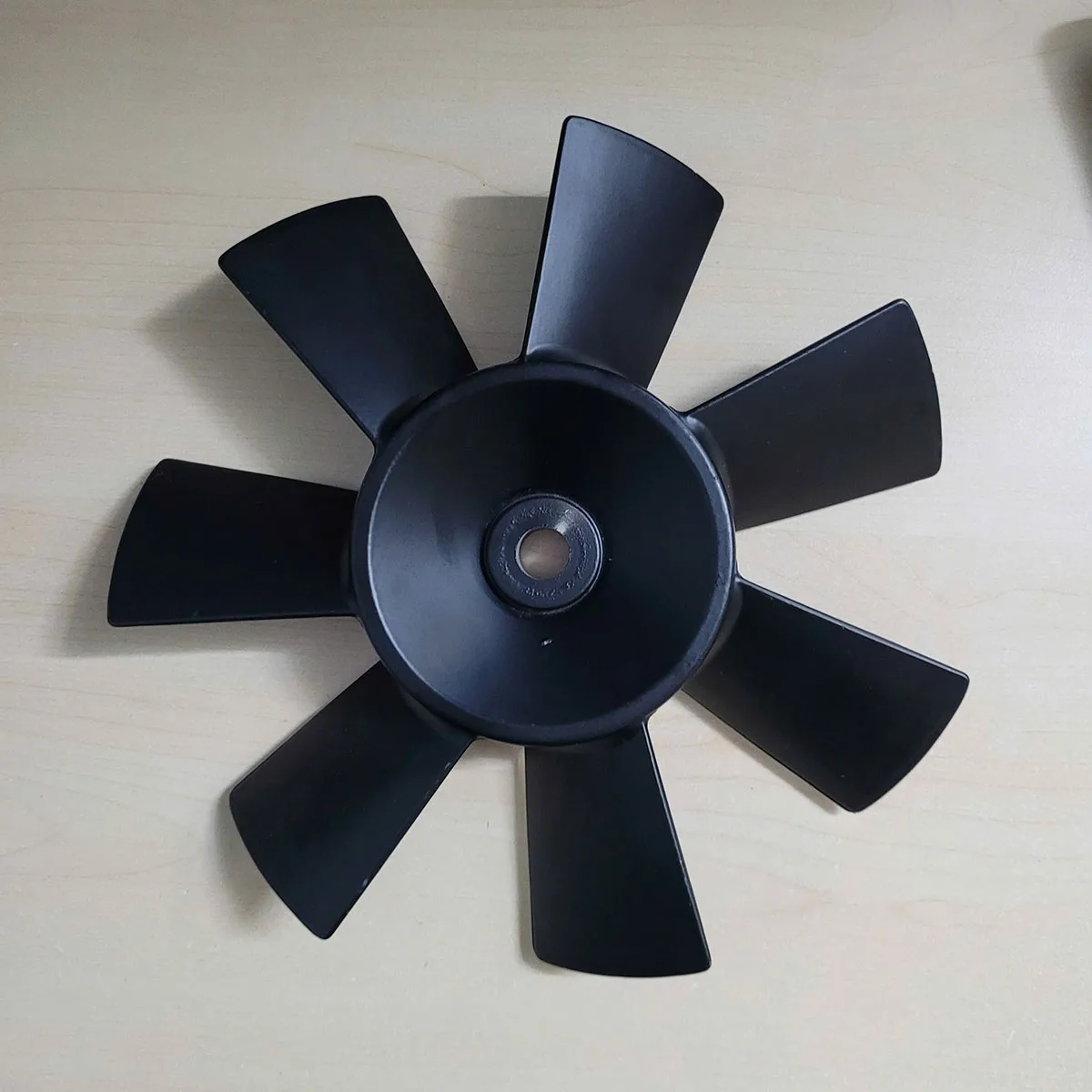 Cánh quạt hút DVT
