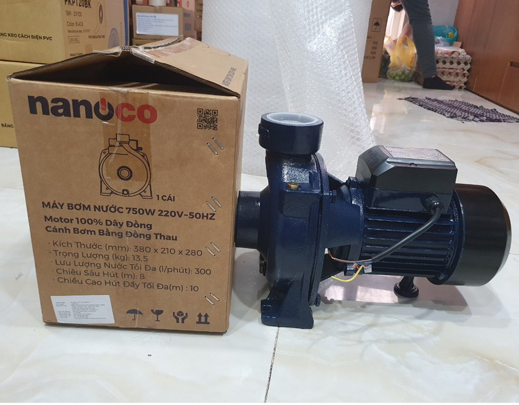 Máy bơm nước ly tâm Nanoco NHF750