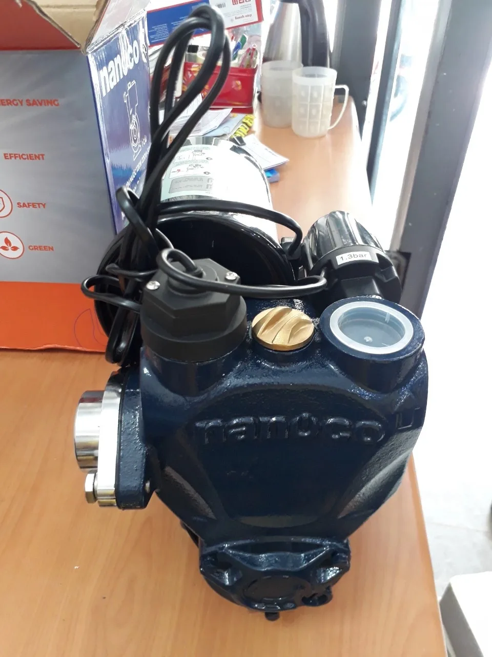 Máy bơm nước nóng tăng áp điện tử Nanoco NSP300-A