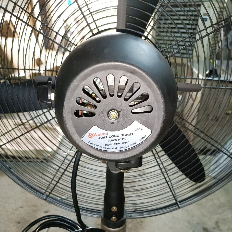 Quạt đứng công nghiệp Winton DHF600-T