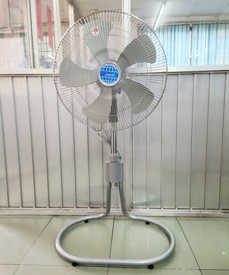 Quạt sàn chân rút Ching Hai FF2518