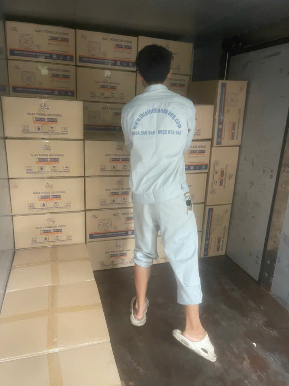 Quạt Thông Gió Công Nghiệp Vuông Gale RF 40