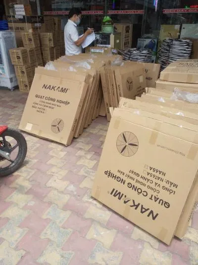 Quạt đứng công nghiệp Nakami NA65A