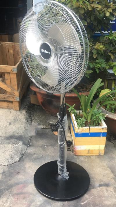 Quạt đứng đa dụng Deton CF-45S