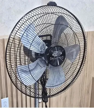 Quạt đứng đa dụng Ladomax HA-118D