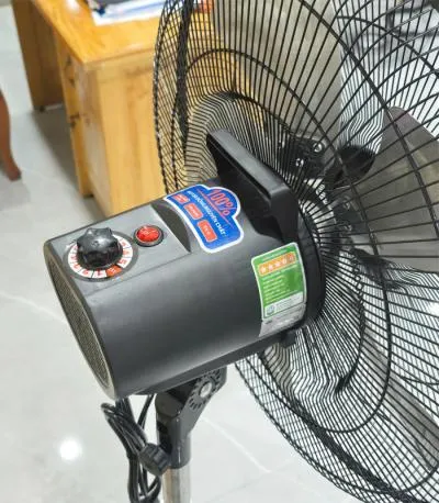 Quạt đứng đa dụng Ladomax HA-118D