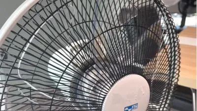 Quạt lửng Inverter AC ALF01D147-W