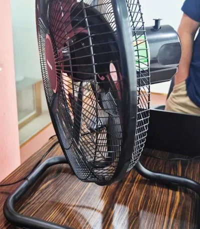 Quạt sàn Nanoco NKF1880K (65W)