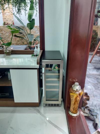 Tủ ướp rượu Kadeka KN-24WR