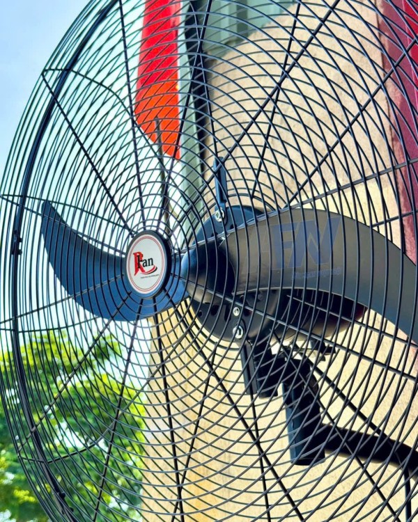 CỬA HÀNG MẠNH HÙNG