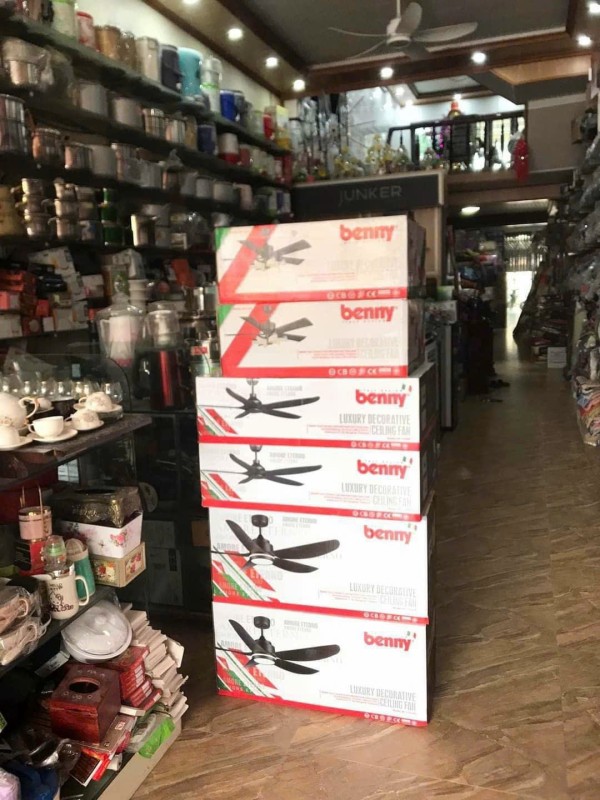 Cửa  hàng Minh Thành